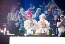 Ratusan Peserta Karnaval Budaya Tampil Memukau, Pj Sekda Kota Makassar : Saya Bangga Melihat Aksi Mereka di Hadapan Seluruh Wali Kota se-Indonesia