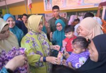 Gerakan Intervensi Serentak Pencegahan Stunting, Indira Yusuf Ismail Tinjau Posyandu dan Apresiasi Kesadaran Para Ibu Akan Pentingnya Melakukan Pemeriksaan