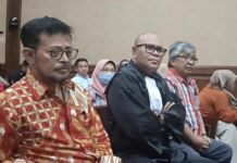 Bacakan Duplik, Pengacara SYL Balas Pantun JPU KPK dan Sebut Tangisan SYL Itu Suara Kejujuran