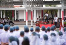 Ingin Siswa Merasa Bahagia Bersekolah, Pj Gubernur Sulsel Harap Kepsek dan Guru Agar Ciptakan Sistem Pembelajaran