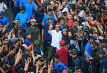 Jokowi Ramaikan CFD di Kawasan Thamrin-Sudirman, Warga Minta Jangan Pulang Kampung Dulu