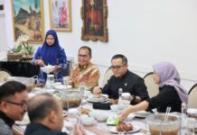 Danny Pomanto dan Adnan Dinner Bareng, Menpan-RB Abdullah Azwar Anas : Makassar Gowa Harus Siap Menjadi Tempat Implementasi Kebijakan Menteri