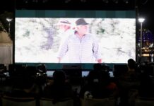 Hibur Mayarakat dengan Menayangkan Tiga Film Pendek dari Konjen Australia di Penutupan F8 Makassar