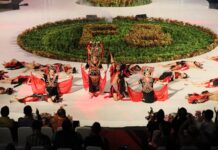 Tari Ma’bundu Provinsi Sulbar Menghipnotis Pengunjung di Penutupan Festival F8 Makassar