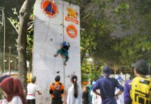 Jadi Daya Tarik Anak-Anak Fasilitas Panjat Tebing BPBD di F8 Makassar 2024