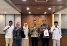 16 Parpol Dukung Chaidir-Suhartina di Pilkada Maros untuk Lawan Kotak Kosong