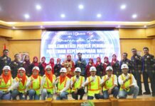 Tinjau Booth Inovasi APIPTA dan Gammarana’mi di Pameran Latpimnas, Pj Sekda Harap Bawa Perubahan Positif Bagi Pelayan Publik