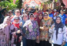 Sambangi Lorong di Bontoala Sambil Indira Yusuf Ismail Serukan Seluruh Pihak untuk Jadikan Longwis Masing-masing Sebagai Lorong Andalan Tiap Kecamatan