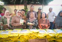 Hadir Mendukung Gerakan Pangan Murah Sekaligus Indira Yusuf Ismail Apresiasi Lorong Wisata Mamajang