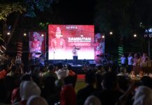 Di Pesta Rakyat HUT RI ke-79, Wali Kota Danny Pomanto Ajak Seluruh Elemen untuk Mencerdaskan Masyarakat Sambut Pilkada Serentak