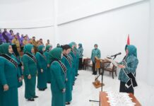 Perkuat Layanan Kesehatan Ibu dan Anak di Makassar, Indira Yusuf Ismail Kukuhkan Ketua Pembina Posyandu Kecamatan