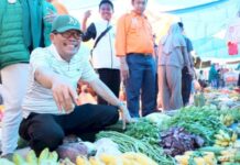Kampanye Perdana di Pinrang, Cawagub Sulsel Azhar Jemput Aspirasi Pedagang Pasar