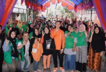 Ibu-ibu Bontoala Kompak Dukung Ilham Fauzi di Pilwakot Makassar, Alasannya Wow Masuk Akal