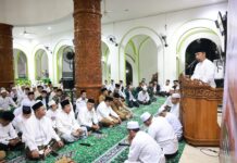 Pjs Wali Kota Arwin Azis Ajak Masyarakat Wujudkan Pilkada Damai di Acara Makassar Bermunajat 2024