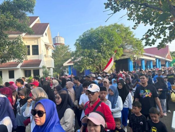 11 Ribu Warga Ikut Jalan Santai Hari Keluarga Nasional di Maros