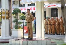 Di Apel Pagi Pj Wali Kota Makassar Andi Arwin Azis Sampaikan Pesan Kekompakan
