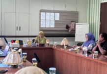 Pemkab Maros Tarik Retribusi Pedagang Pasar Subuh