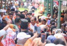 Danny Pomanto Sebut Pelabuhan Garongkong Bisa Jadi Destinasi Pariwisata Unggulan, Warga Barru All Out Menangkan DIA