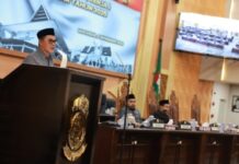 Di Rapat Paripurna DPRD, Pj Sekda Irwan Ajak untuk Perkuat Sinegitas dalam Menjalankan Visi Pembangunan Kota Makassar