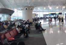 Jumlah Penumpang di Bandara Sultan Hasanuddin Turun 8 Persen: Ini Penyebabnya!