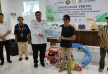 Bantuan 250 Mesin Pompa Air Berbahan Bakar Gas, diserahkan Bupati Maros ke Petani