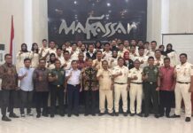 Walikota Makassar terima Tanda Kehormatan Karya Bakti Putera Indonesia oleh Purna Paskibraka Indonesia