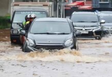 Jakarta Dilanda Banjir, Pj Gubernur Teguh Setyabudi Kerahkan Pompa dan Tim Evakuasi