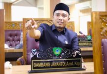 Legislator Maros Tuding ‘Wizzmie’ Jadi Biang Kemacetan di Jalan Poros Arah Makassar