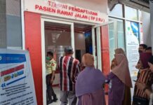 Warga Keluhkan Layanan Pendaftaran Pasien RSUD dr La Palaloi Maros