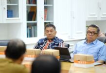 Pj Sekda Makassar dan Tim Transisi MULIA Bahas Strategi Pendalaman Program