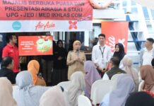 Wakil Wali Kota Makassar Hadiri Buka Puasa Bersama ASITA dan AirAsia di Kapal Phinisi