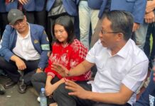 Menkumham Supratman Hadapi Demonstran: Mahasiswa Trisakti Tolak Revisi UU TNI