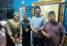 Momen Hangat! Ketua DPRD Maros Berbuka Puasa Bersama Masyarakat di Tellumpoccoe
