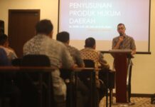 Plh Sekda Makassar Zulkifli Nanda Buka Bimtek Penyusunan Produk Hukum Daerah