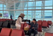 Pengelola Bandara Sultan Hasanuddin Bagikan 6.000 Takjil Gratis untuk Penumpang Hingga 30 Maret