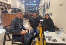 Tuntut Keadilan, Korban Dugaan Penganiayaan Oknum Polwan Mengadu Ke Rudianto Lallo