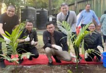 Taruna Ikrar Tanam Pohon di Mumbai: Simbol Kemanusiaan dan Komitmen Global BPOM RI