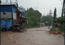 Akibat Luapan Sungai, Banjir Kembali Menerjang Tompobulu Hingga Memutus Akses Jalan