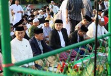 Wali Kota Makassar Munafri Arifuddin Ikuti Salat Idulfitri di Lapangan Karebosi
