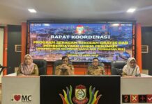 Pemkot Makassar Berdayakan UMKM Lokal Jahit Seragam Gratis SD & SMP