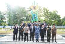 Peringati Hari Kebangkitan Nasional, Pemkab Maros Gelar Upacara dan Ziarah di Makam Pahlawan