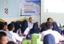 Kominfo Makassar Bekali Siswa SMP dengan Literasi Digital