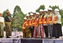 Gubernur Sulsel Resmikan Proyek Jalan Lingkar Danau Matano Sepanjang 25 Km