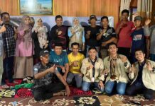 UNHAS Ubah Pekarangan Sempit di Kota Barru Jadi Kebun Sayur Keluarga