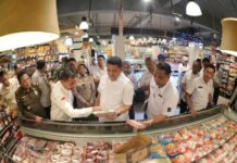 Jelang Idul Adha, Wali Kota Makassar Pantau Harga Pangan di Pasar Terong