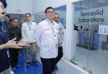 Taruna Ikrar Dorong Kosmetik Lokal Jadi Raja di Negeri Sendiri: BPOM Tinjau Pabrik Paragon