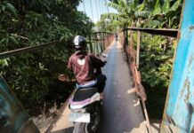 Jembatan Penghubung Baju Bodoa – Pallantikang Rusak, Bupati Maros: Dikerjakan Tahun Ini!