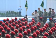 27 Ribu Personel TNI Ikut Gelar Pasukan, Prabowo Tegaskan Pertahanan Rakyat Semesta