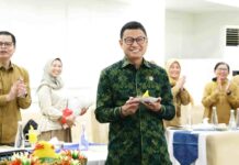 Kawal Keamanan Pangan, Kepala BPOM RI Taruna Ikrar Pastikan Program MBG Berjalan Aman