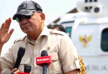 Helikopter H225M Terbang di Monas, Sjafrie Sjamsoeddin Tegaskan Kemandirian Pertahanan Nasional